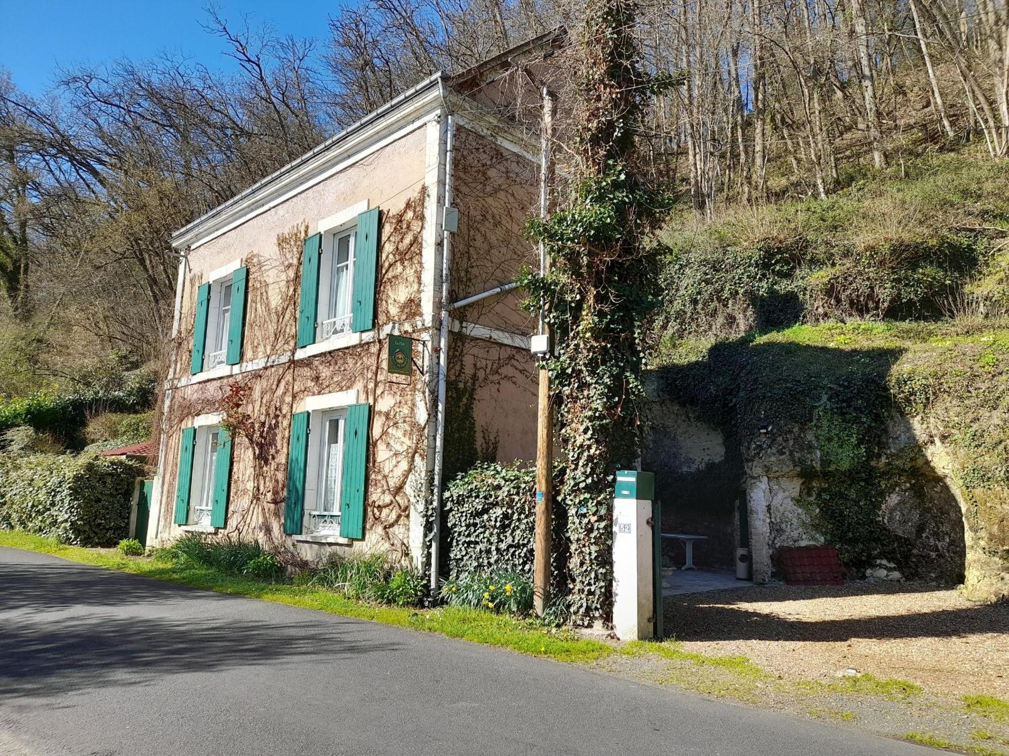 Gîte Aubigné-Racan, 5 pièces, 7 personnes - FR-1-410-156 Extérieur photo